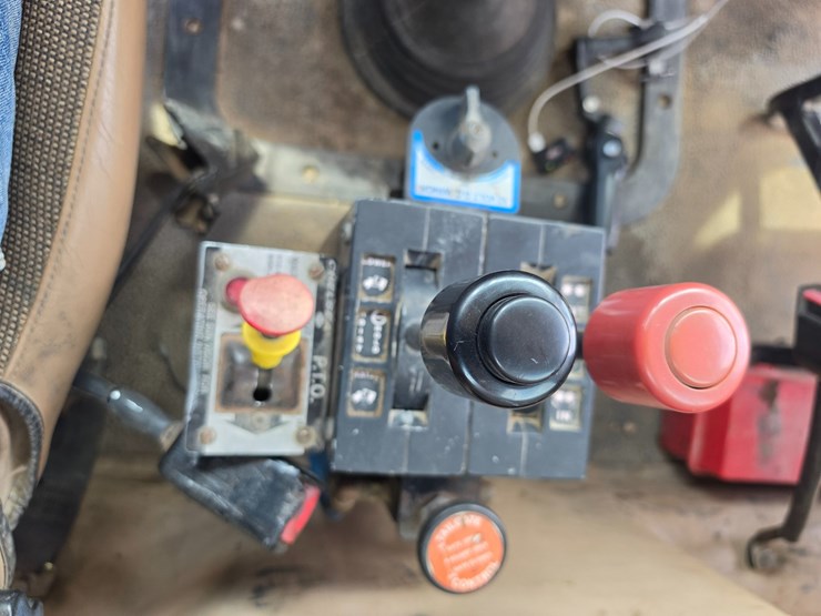 #25406-•-2003-mack-cv713-granite-truck-image-87