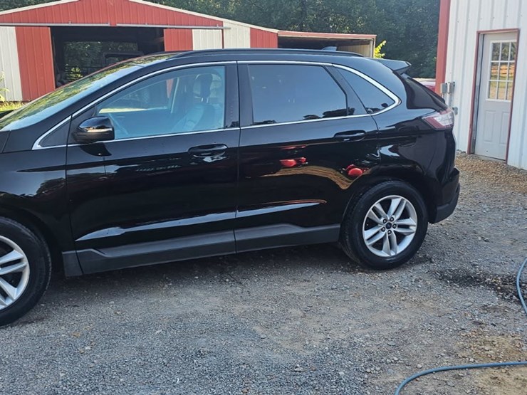 2018-ford-edge-sel-image-1