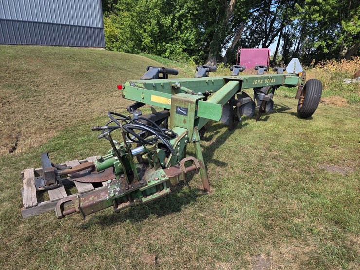 john-deere-2700-image-21