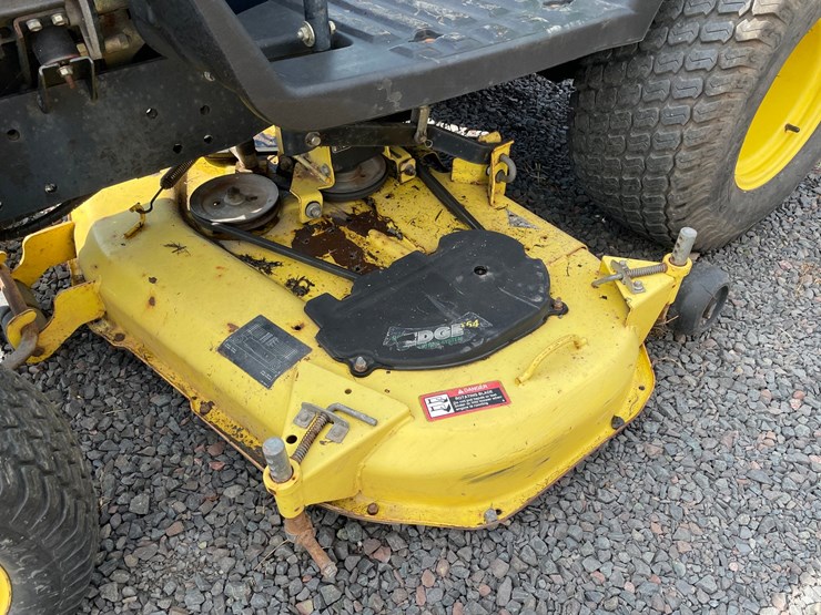 2010-john-deere-2305-image-13