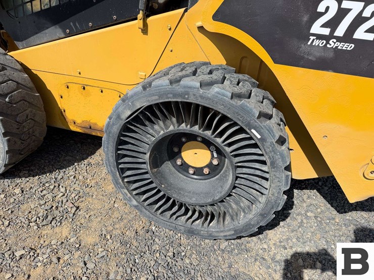 caterpillar-272c-image-15