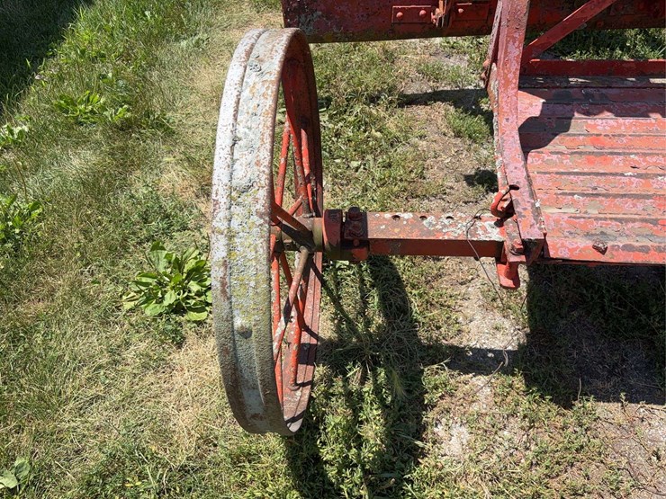 pull-type-road-grader-image-9