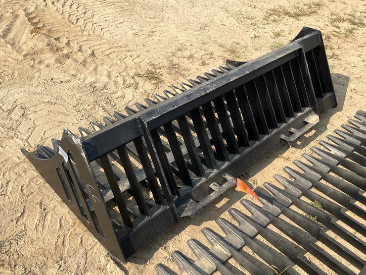 #2528-•-greatbear-skid-steer-rock-bucket-attachment-image-6
