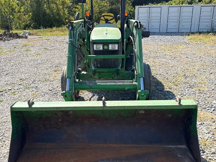 john-deere-5075m-image-2