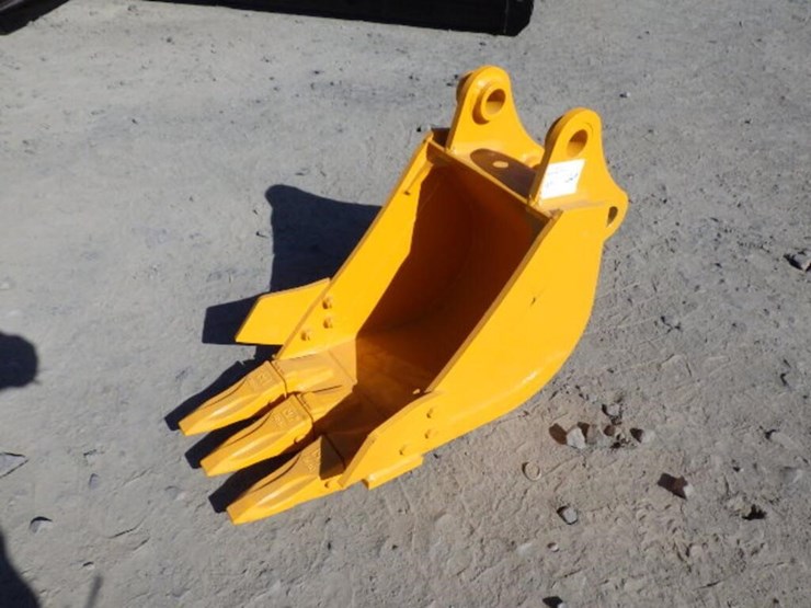 caterpillar-303-image-4