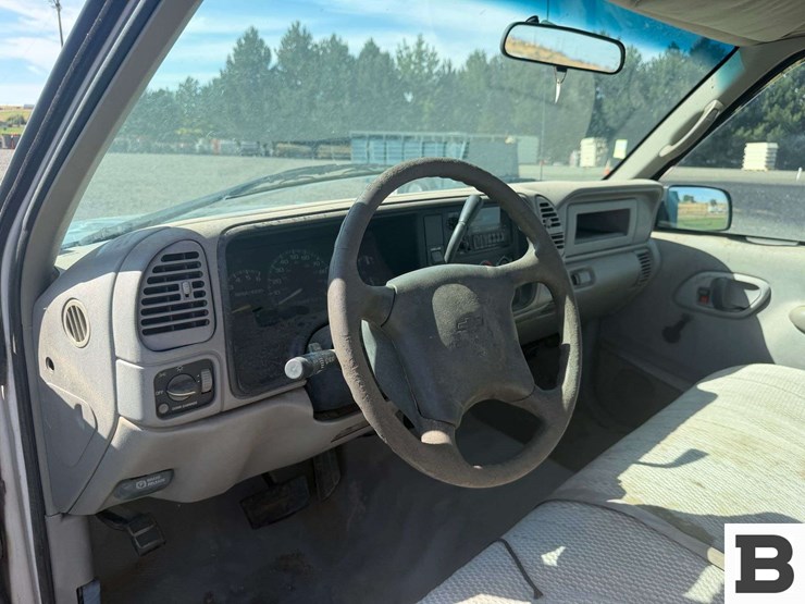 1999-chevrolet-2500-image-35