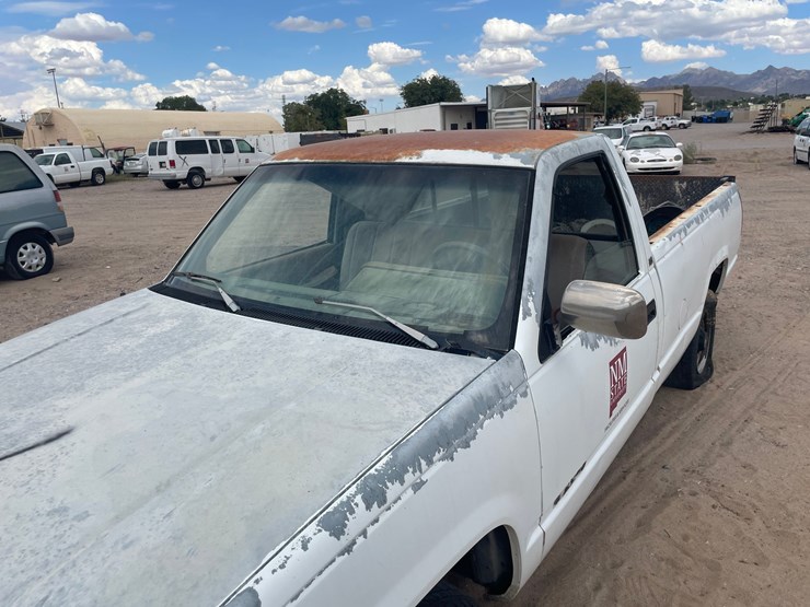 #1875-•-1992-chevy-1/2-ton-pickup-truck-(has-nm-title)-(offsite-at-nmsu)-image-16