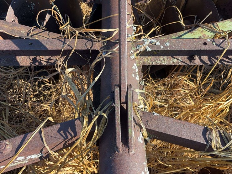 john-deere-11-image-26