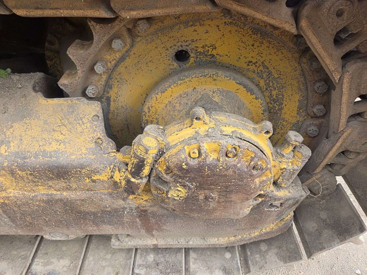 caterpillar-d8h-image-35