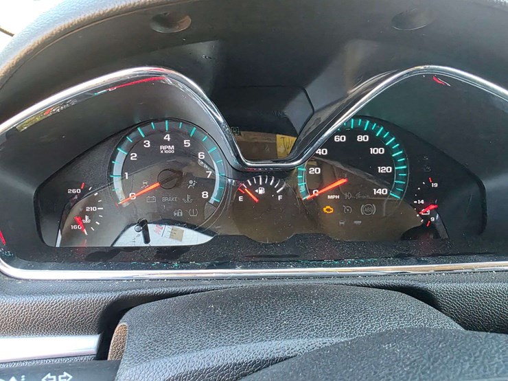 2014-chevrolet-traverse-lt-image-29