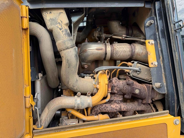 2014-deere-650k-xlt-image-19