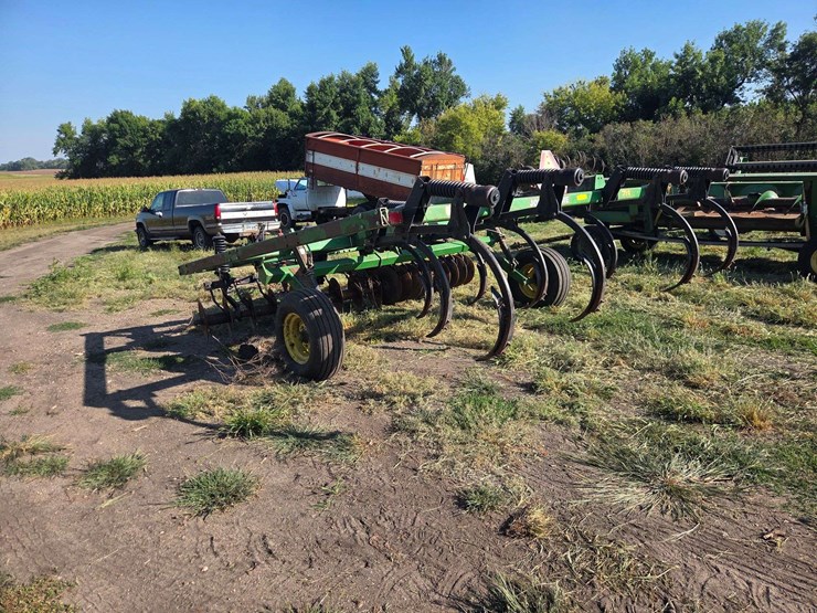 john-deere-714-image-14