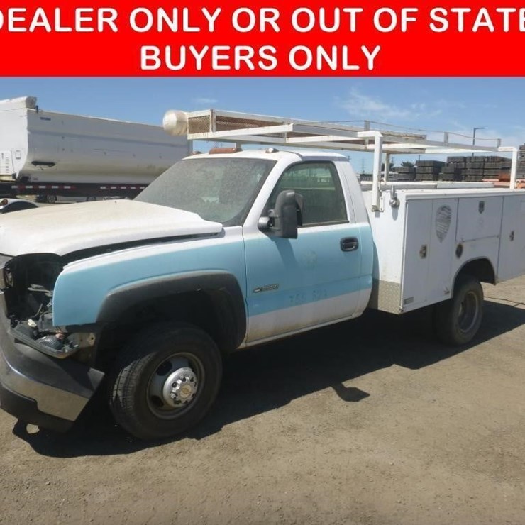 2006 CHEVROLET 3500