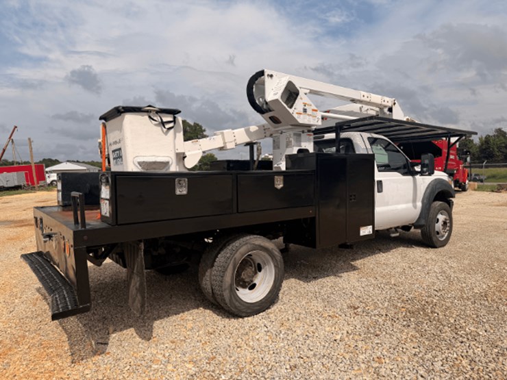 2014-ford-f550-image-3