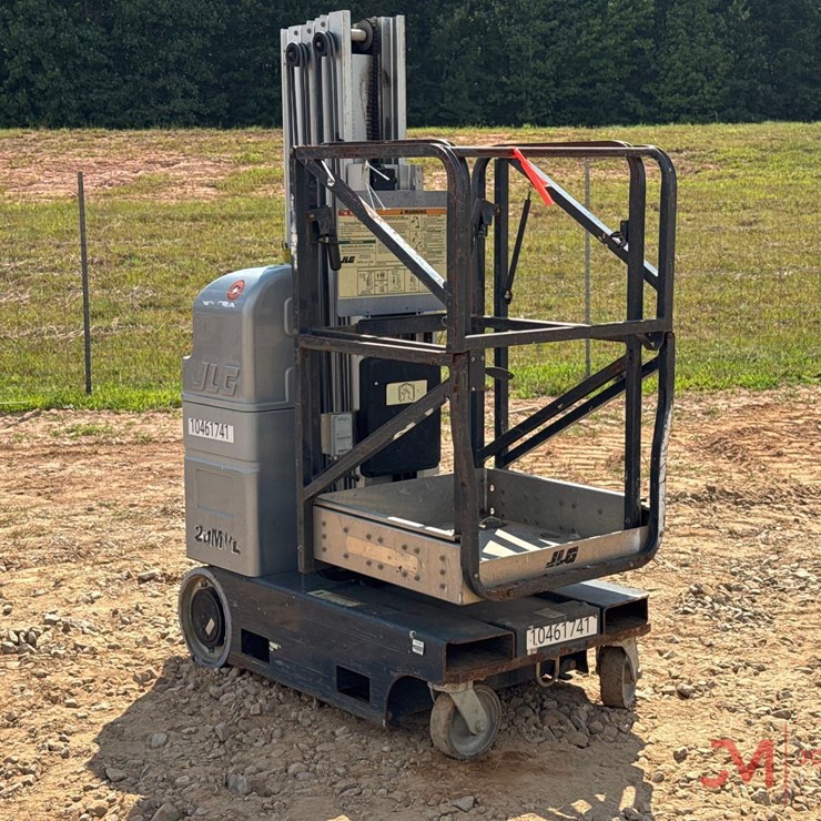 JLG 20MVL