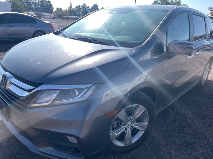 2018-honda-odyssey-image-1