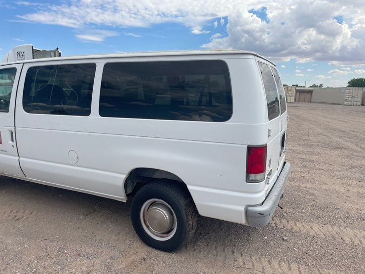 2000-ford-e350-image-5