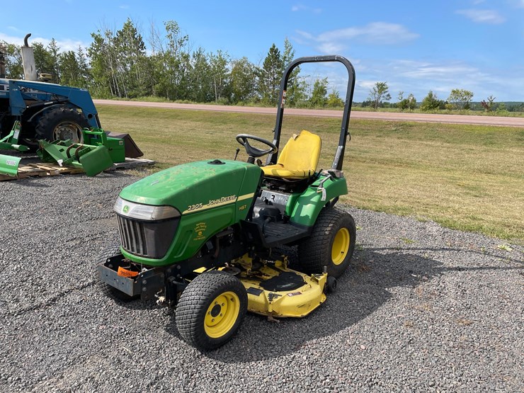 2010-john-deere-2305-image-1