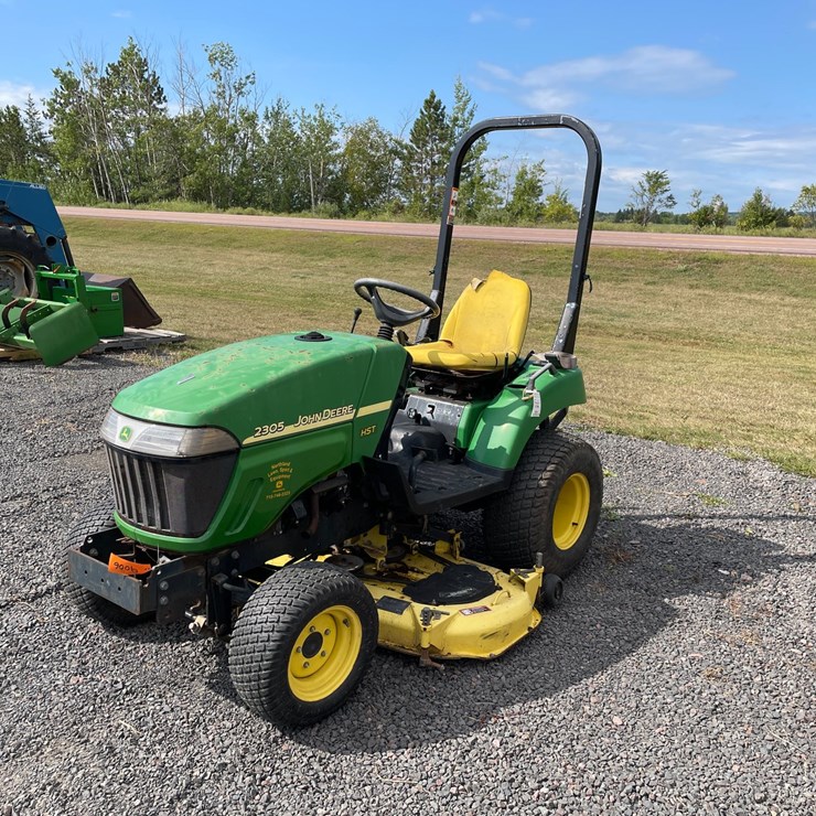 2010 JOHN DEERE 2305