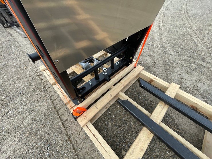 #6319-•-gooseneck-adapter-hitch-(green-bay,-wi)-image-27