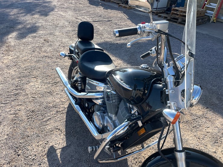 #1863-•-2006-honda-vt1100-(has-nm-title)-image-23