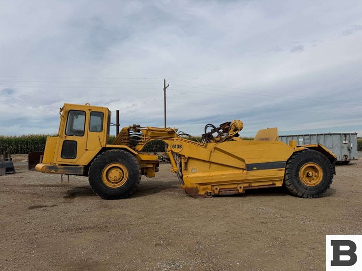 caterpillar-613b-image-2