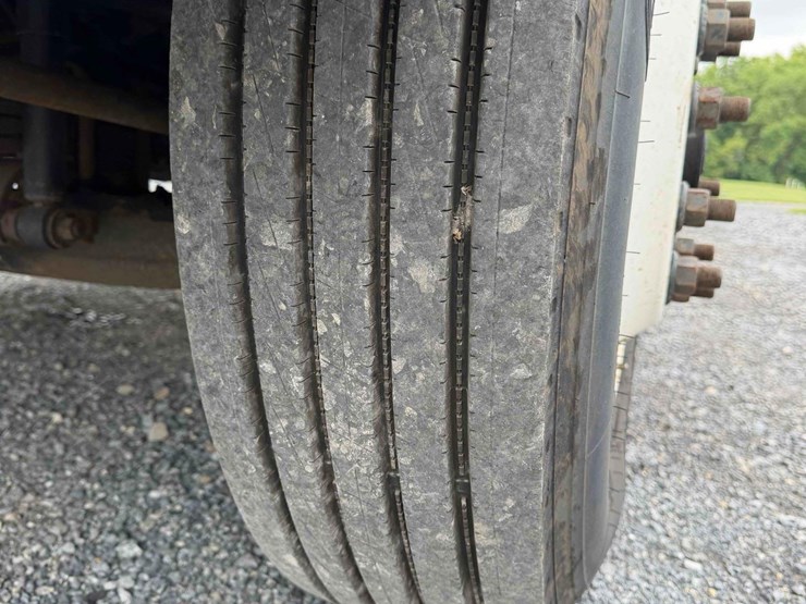 2015-hino-338-image-9
