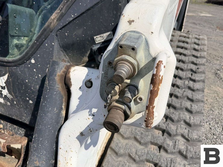 2021-bobcat-t66-image-12