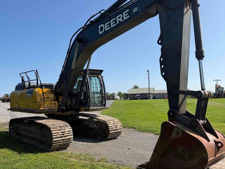 2019-deere-350g-lc-image-7
