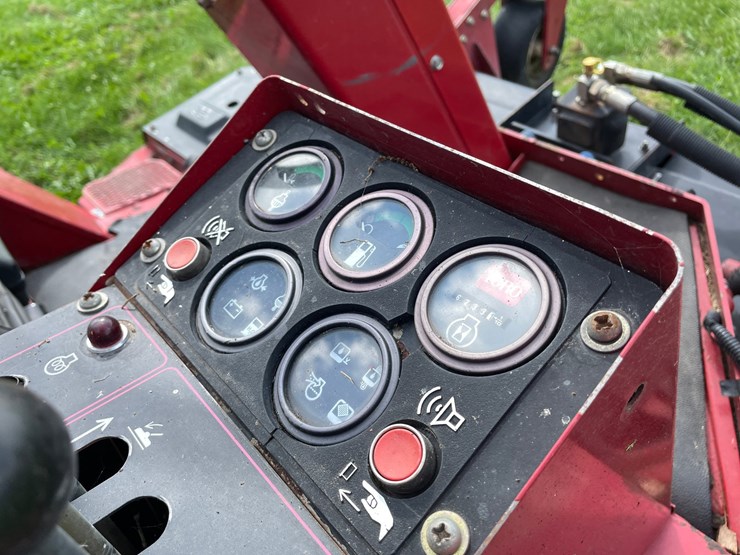 toro-groundsmaster-580d-image-13