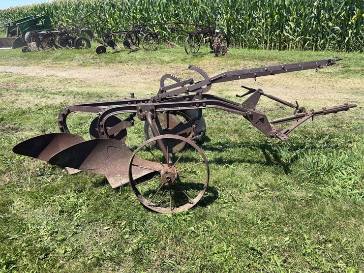 john-deere-14-image-4