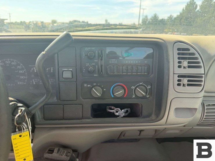 1999-chevrolet-2500-image-37