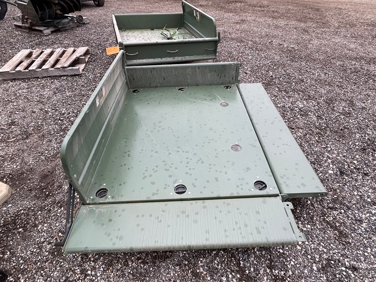 john-deere-gator-image-4