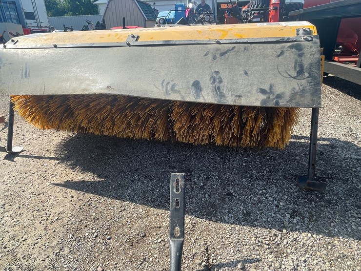 2008-toro-groundsmaster-7210-image-57
