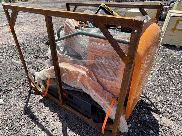 #2031-•-unused-2026-landhonor-mini-excavator-image-12
