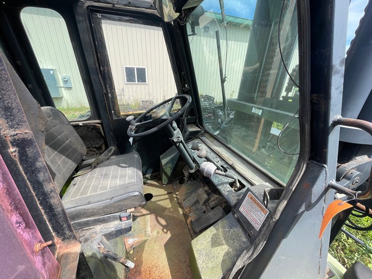 #135-•-clark-forklift-(shawano,-wi)-image-38