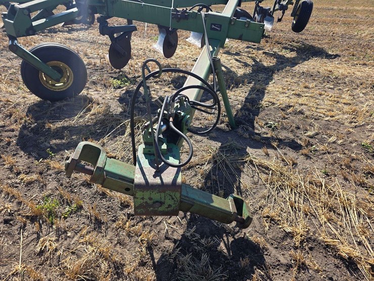 john-deere-2700-image-21