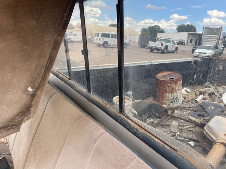 #1875-•-1992-chevy-1/2-ton-pickup-truck-(has-nm-title)-(offsite-at-nmsu)-image-40