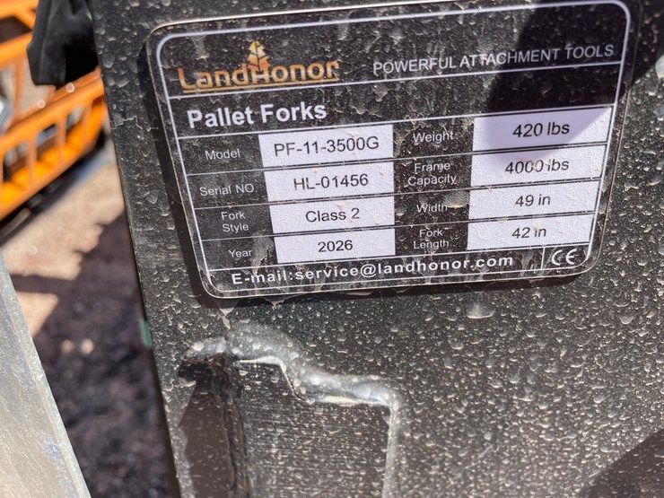 #2421-•-unused-2026-landhonor-pallet-fork-attachment-image-8