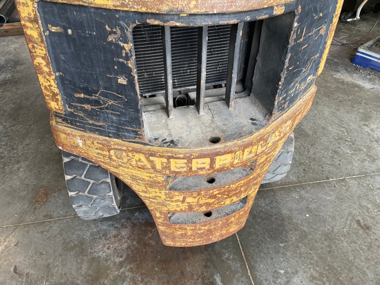 #133-•-cat-pneumatic-forklift-(shawano,-wi)-image-19