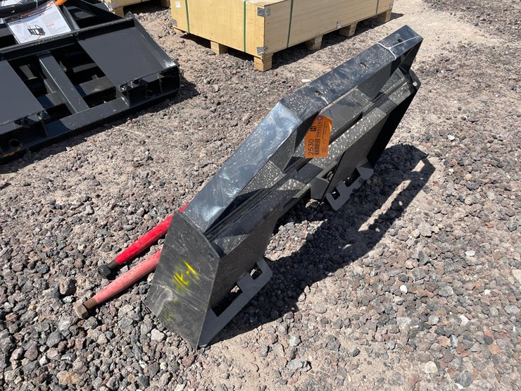 #2424-•-unused-2026-landhonor-skid-steer-bale-spear-image-8