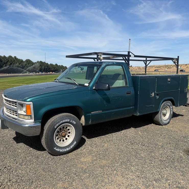 1999 CHEVROLET 2500