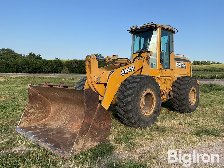 1999-deere-644h-image-1