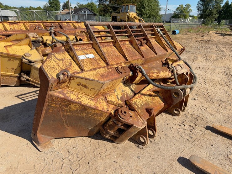 caterpillar-963b-image-2