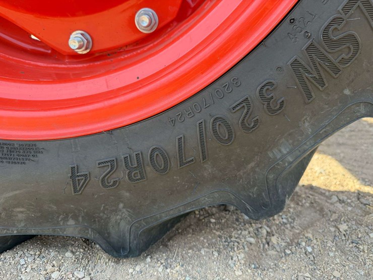 kubota-m4-071-image-36