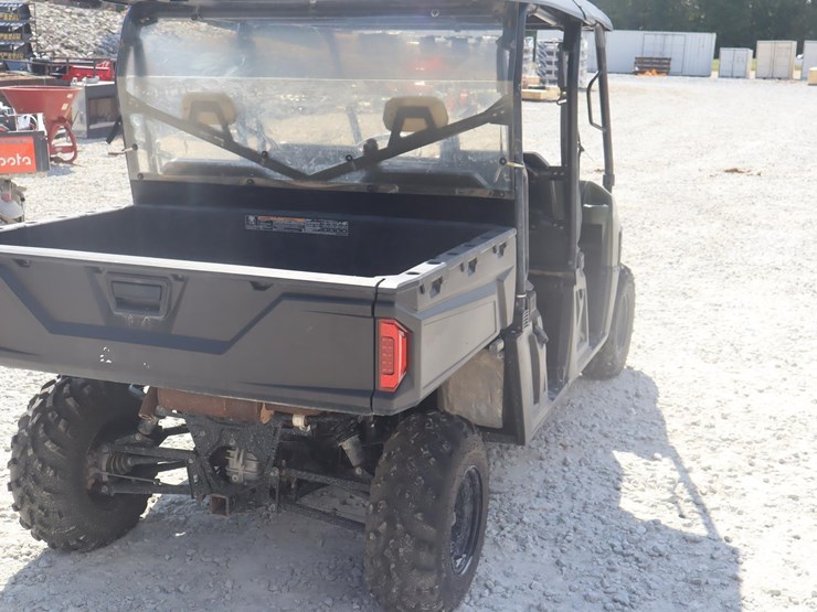 2023-polaris-ranger-crew-image-3