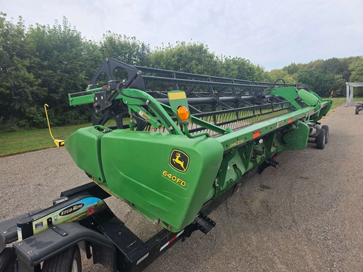 2011-john-deere-640fd-image-2