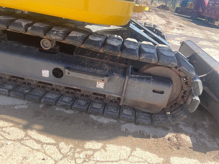 2019-komatsu-pc138us-image-9