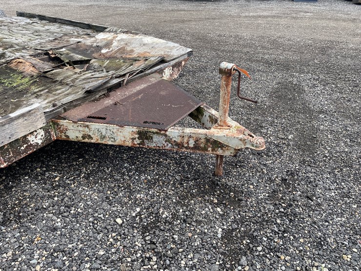 #5131-•-24'-flatbed-trailer-(no-title)-image-3
