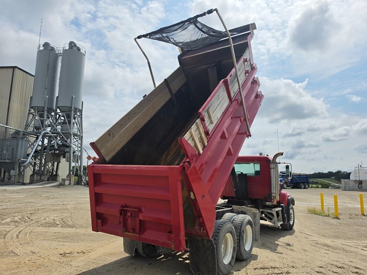 #25406-•-2003-mack-cv713-granite-truck-image-23